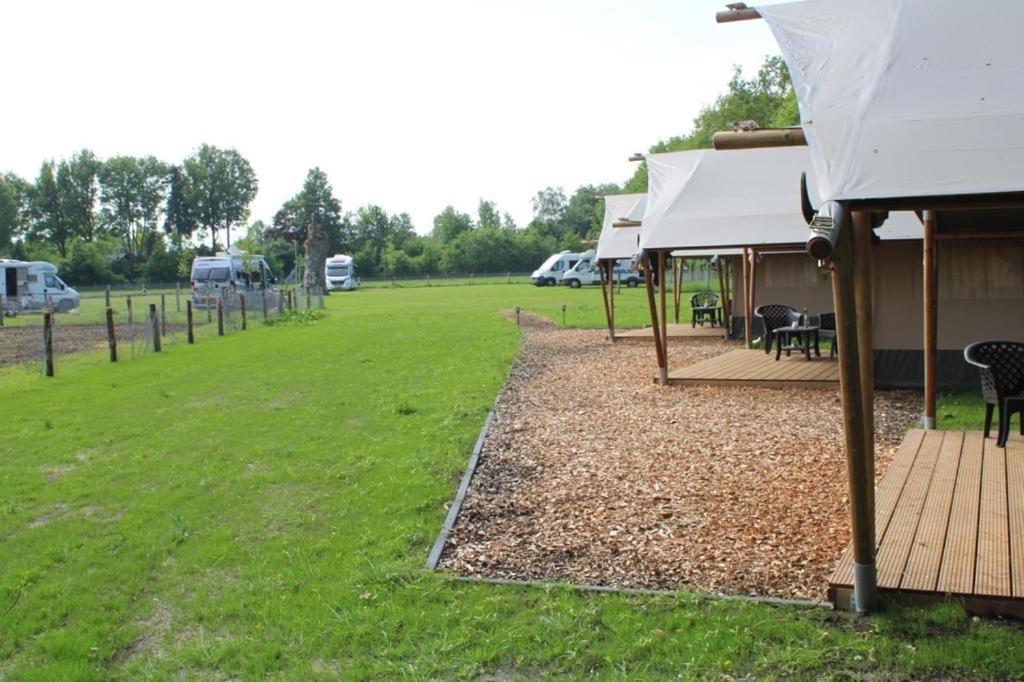 Camping De Waterbuffelfarm Oldemarkt Phòng bức ảnh